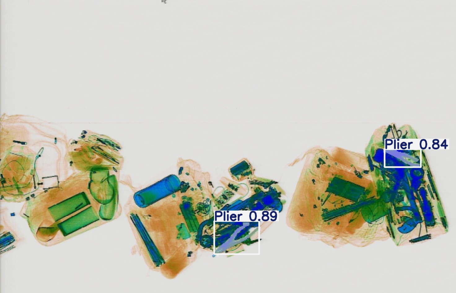 Detection preview by Segmentation_v8_large_300_train_300