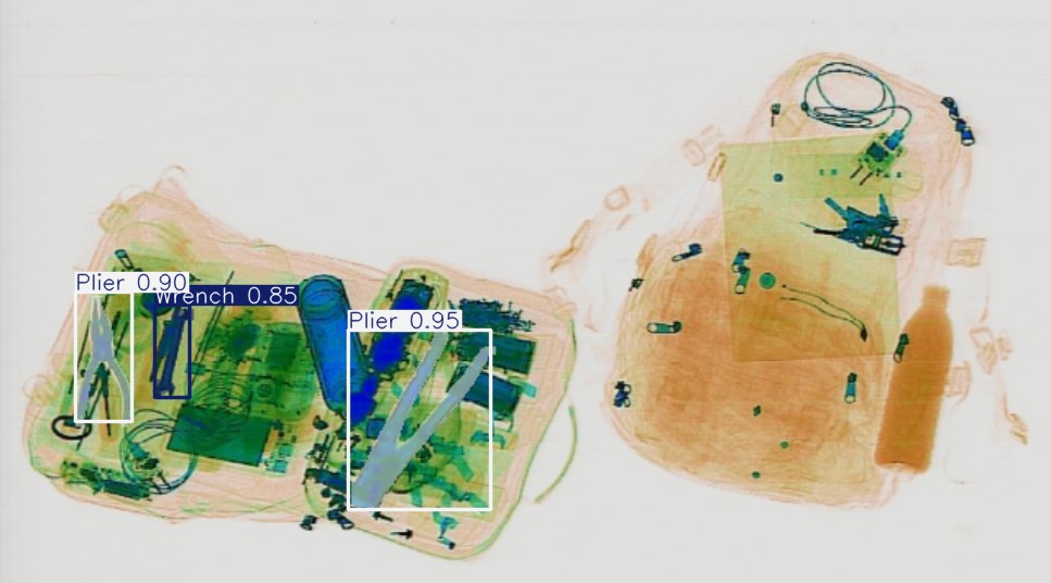 Detection preview by Segmentation_v8_large_300_train_300