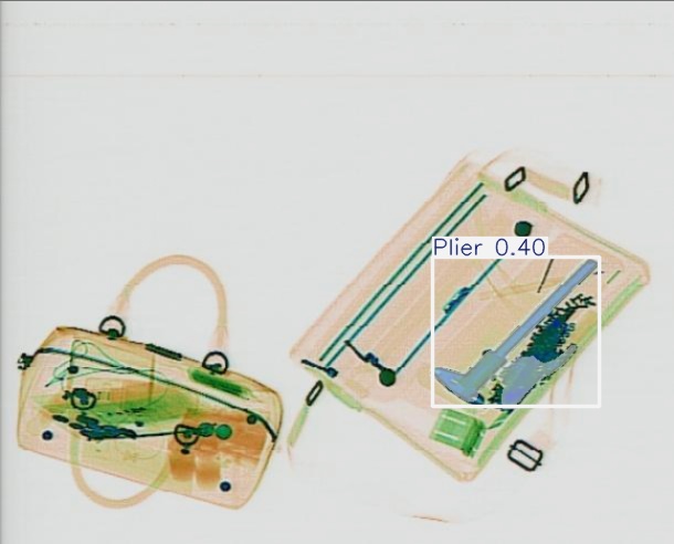 Detection preview by Segmentation_v8_large_300_train_300