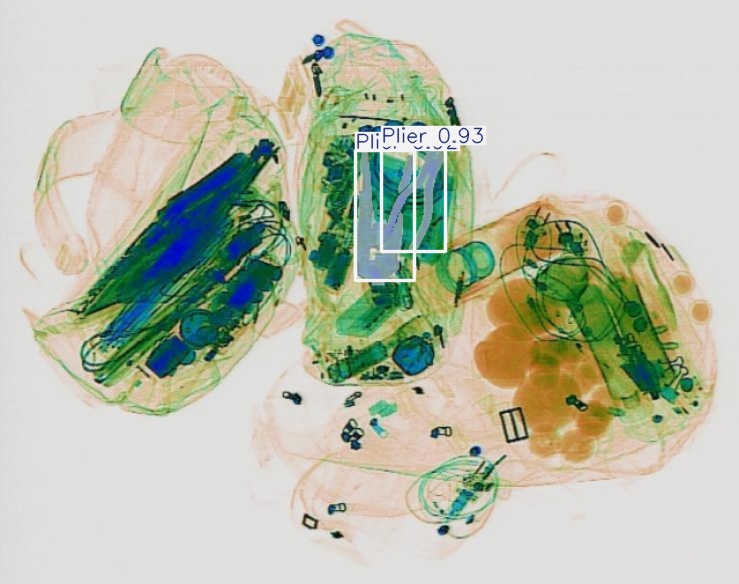 Detection preview by Segmentation_v8_large_300_train_300