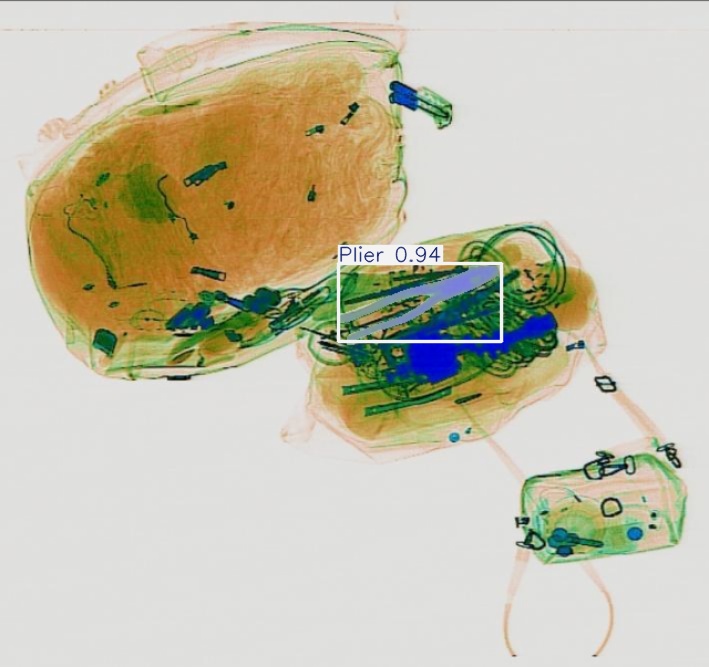 Detection preview by Segmentation_v8_large_300_train_300