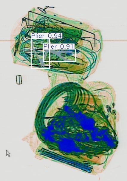 Detection preview by Segmentation_v8_large_300_train_300