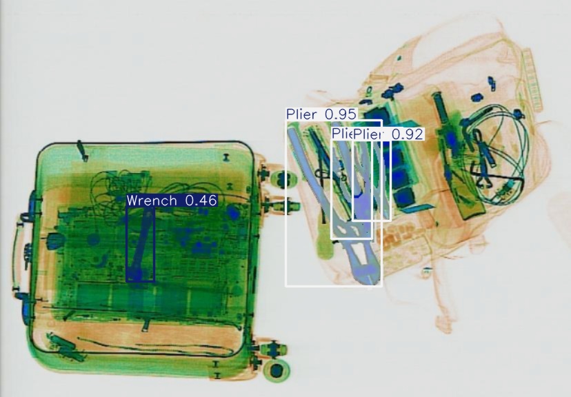 Detection preview by Segmentation_v8_large_300_train_300