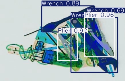 Detection preview by Segmentation_v8_large_300_train_300