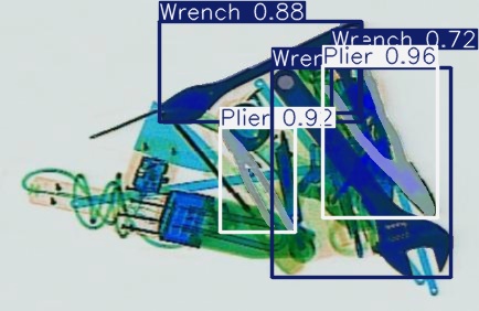 Detection preview by Segmentation_v8_large_300_train_300