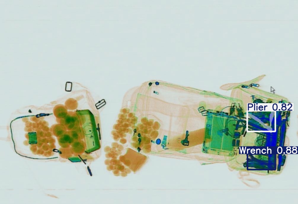 Detection preview by Segmentation_v8_large_300_train_300