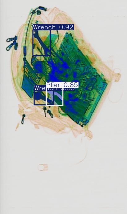 Detection preview by Segmentation_v8_large_300_train_300