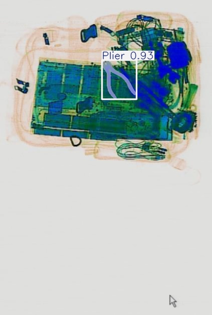 Detection preview by Segmentation_v8_large_300_train_300