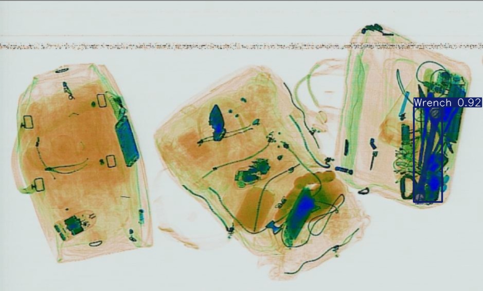 Detection preview by Segmentation_v8_large_300_train_300