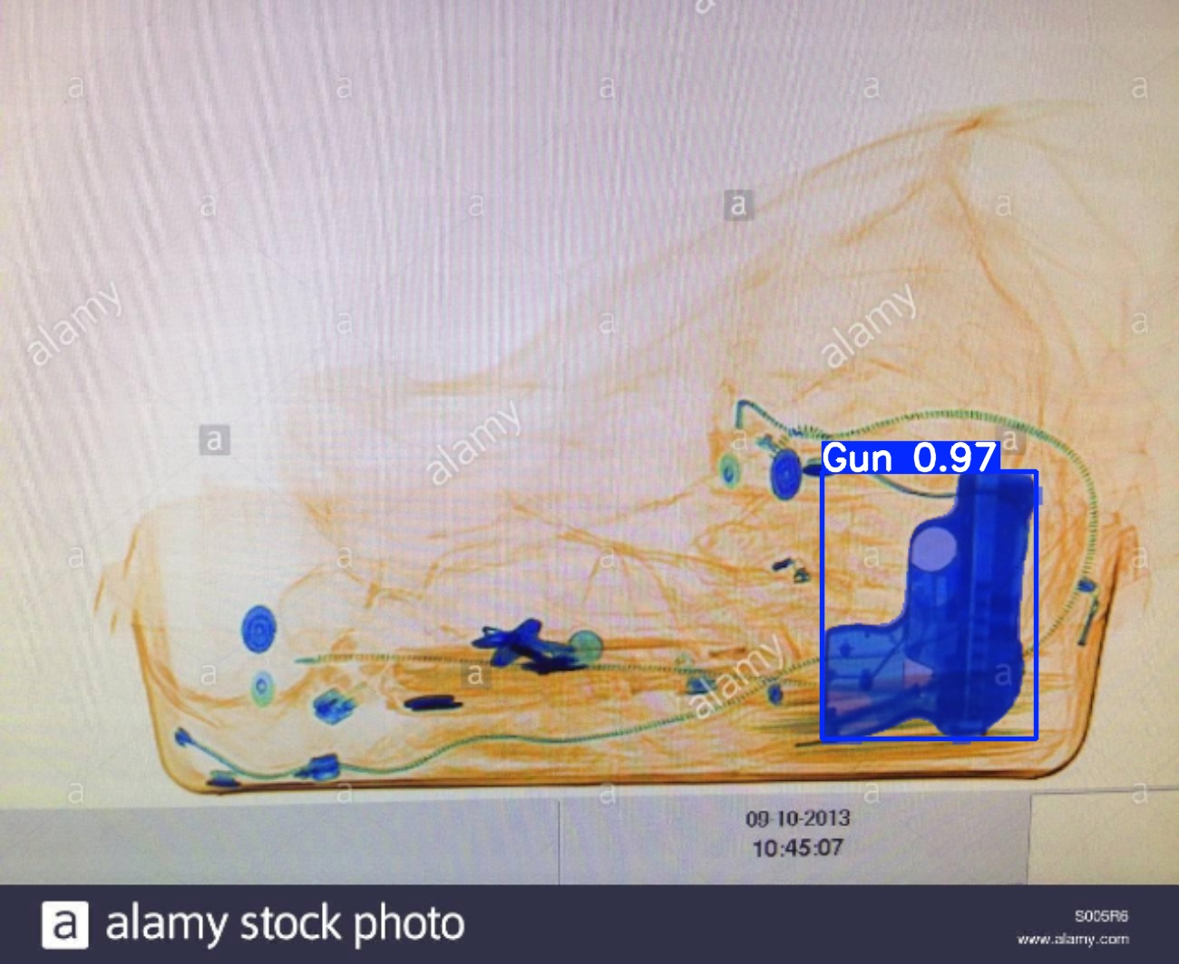 Detection preview by Segmentation_v8_large_300_train_300